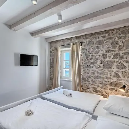 Blue Bay * Sutomiscica