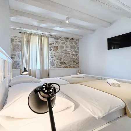 Blue Bay Sutomiscica