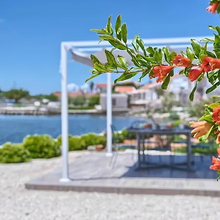 Blue Bay Sutomiscica