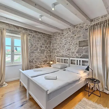 Blue Bay * Sutomiscica